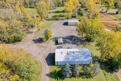 6471 Torrey, Flint, MI 48507 photo 2