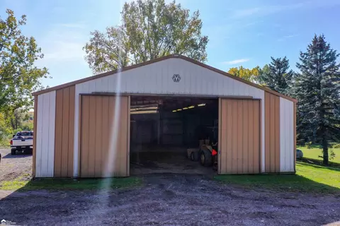 6471 Torrey, Flint, MI 48507 photo 13