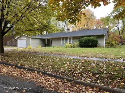 1402 Corrinne, Midland, MI 48642