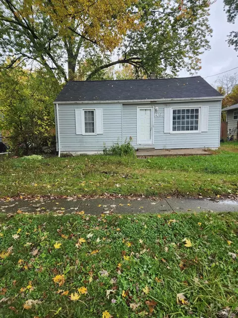 1491 Proper, Burton, MI 48529
