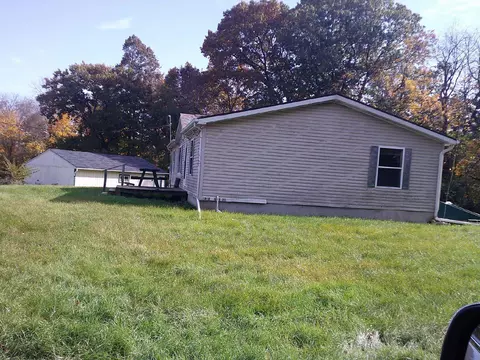 9560 S Byam, Bancroft, MI 48414 photo 3