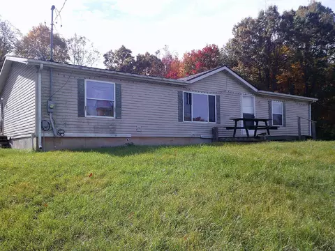9560 S Byam, Bancroft, MI 48414