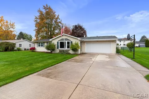 2816 Spielman Hts, Adrian, MI 49221