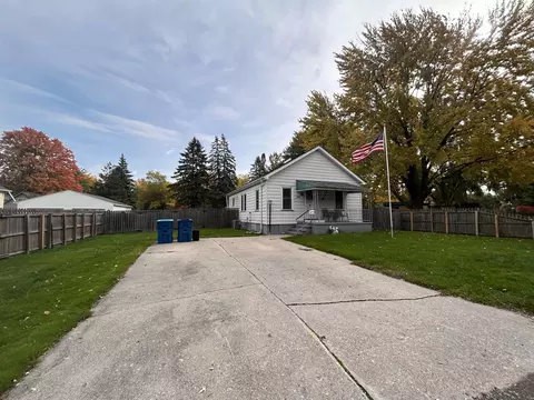 106 Oxford, Bay City, MI 48708