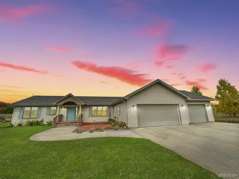 n2116 Lahaie Drive, Vulcan, MI 49892