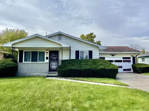 1519 Essling, Saginaw, MI 48601