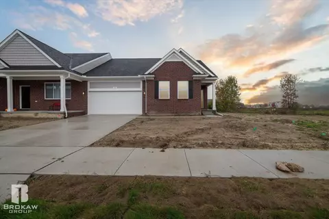 1421 Lincoln, Lapeer, MI 48446
