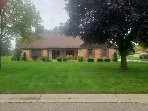 1429 Hickory Holw, Flint, MI 48532
