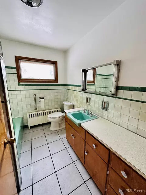 712 Cooper Lk, Ishpeming, MI 49849 photo 8