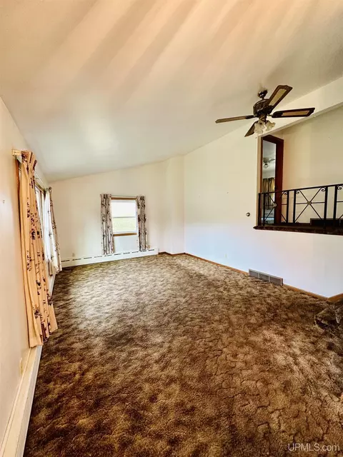 712 Cooper Lk, Ishpeming, MI 49849 photo 2