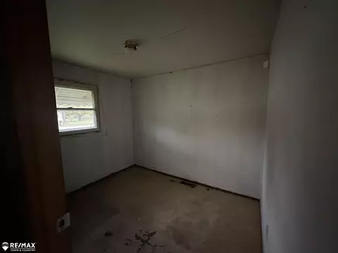 2421 S Dye, Flint, MI 48532 photo 20