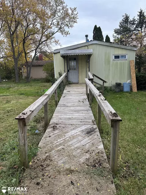 2421 S Dye, Flint, MI 48532 photo 23