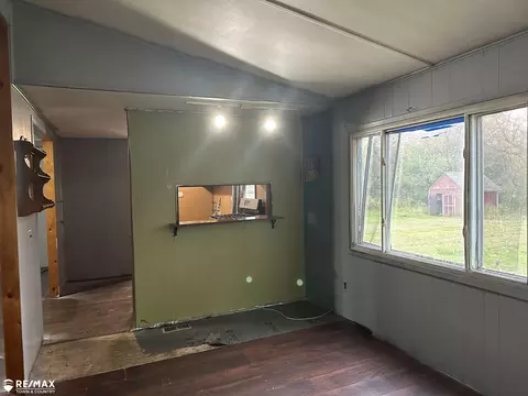2421 S Dye, Flint, MI 48532 photo 10