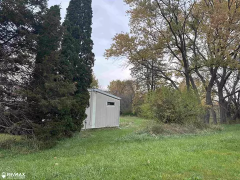 2421 S Dye, Flint, MI 48532 photo 24