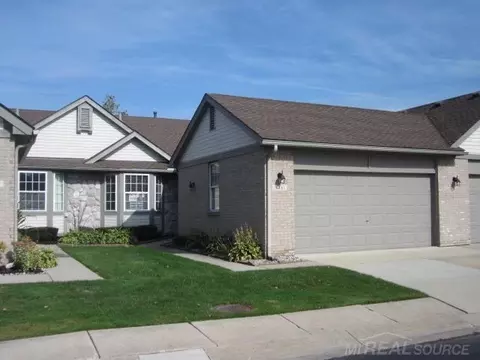 16181 Scenic #17, Clinton Township, MI 48038