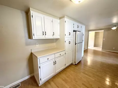 145 Hansen, Algonac, MI 48001 photo 3
