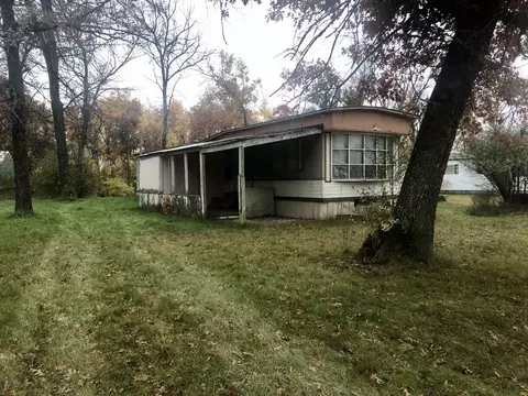 1922 Jill Janet, Harrison, MI 48625