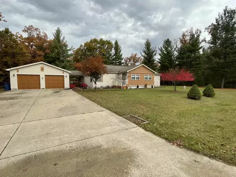 545 Pineridge Ct, Alger, MI 48610