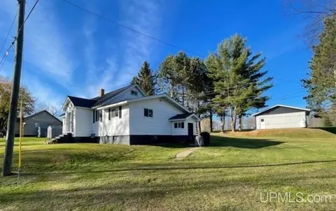 810 E Grant, Iron River, MI 49935