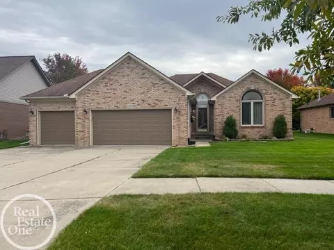 36578 Saint Clair, New Baltimore, MI 48047