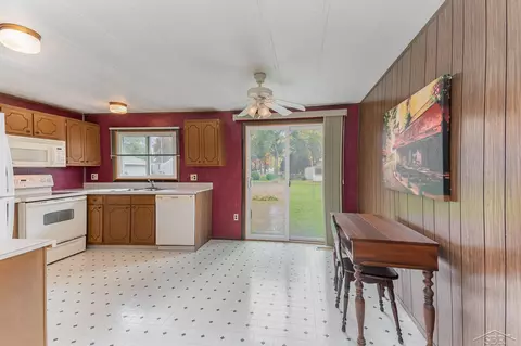 7822 Maple, Birch Run, MI 48415 photo 14