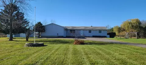 2144 Aiken, Owosso, MI 48867