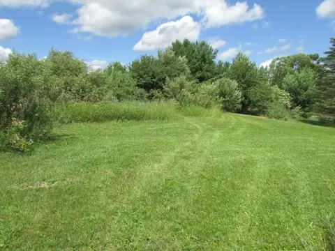 454 Highlander, Gladwin, MI 48624 photo 15