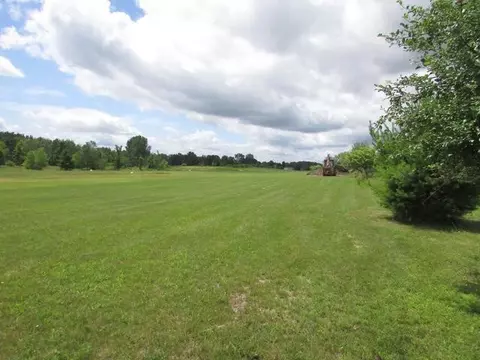 454 Highlander, Gladwin, MI 48624 photo 13