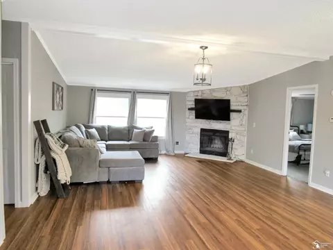 3250 Glendale, Monroe, MI 48162 photo 4