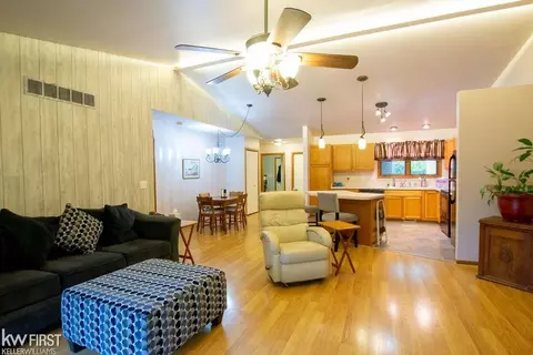1193 Lempi, Davison, MI 48423 photo 3