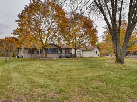 4705 Appleby Ct, Gladwin, MI 48624 photo 17