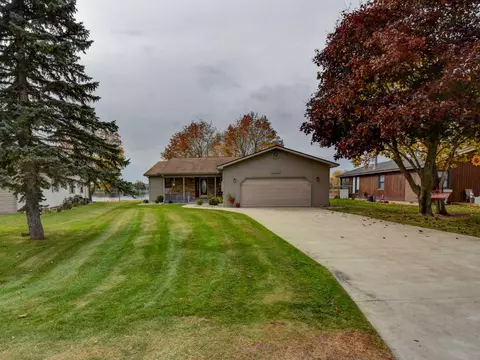 4705 Appleby Ct, Gladwin, MI 48624 photo 5
