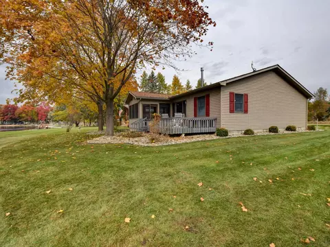 4705 Appleby Ct, Gladwin, MI 48624 photo 9