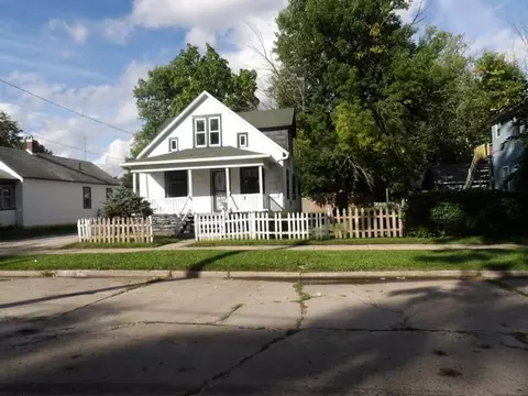 208 Meade, Saginaw, MI 48602