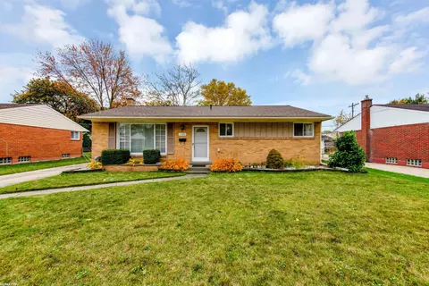 11490 Farthing, Sterling Heights, MI 48314