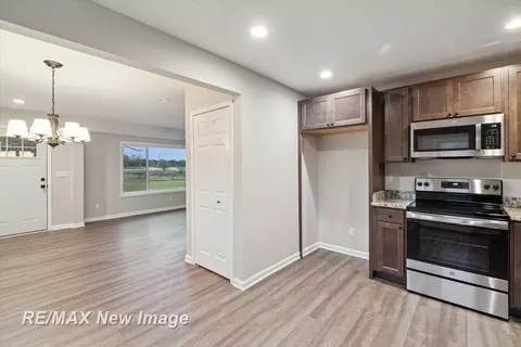 5951 E Sargent, Gladwin, MI 48624 photo 9