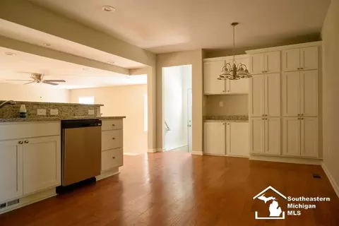 13155 Hannan, Romulus, MI 48174 photo 3