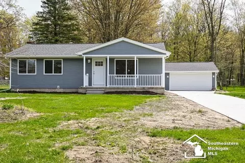 13155 Hannan, Romulus, MI 48174