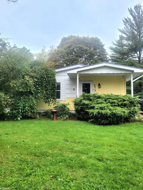 2619 15th, Port Huron, MI 48060