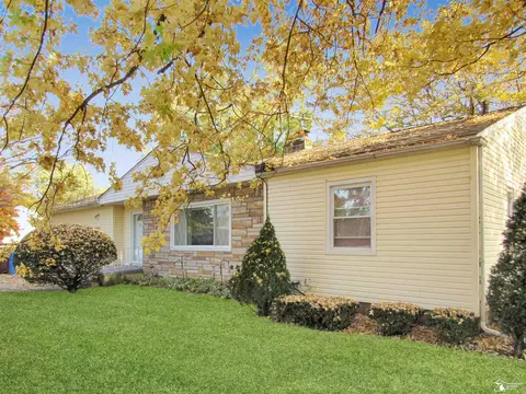 2470 10th, Monroe, MI 48162 photo 2