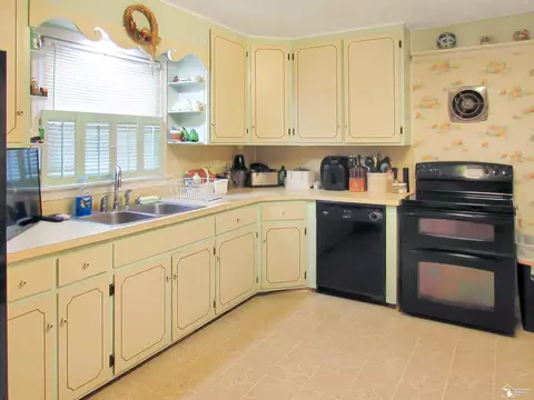 2470 10th, Monroe, MI 48162 photo 6