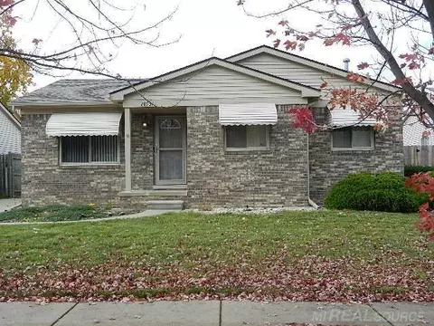 28931 Felician, Roseville, MI 48066