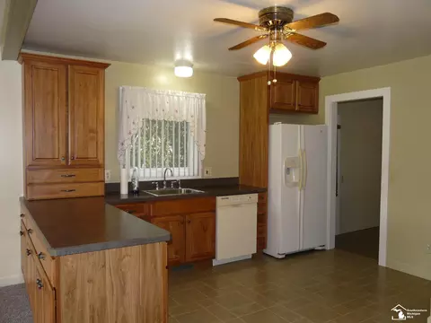 1625 Longfellow, Temperance, MI 48182 photo 17