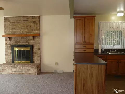1625 Longfellow, Temperance, MI 48182 photo 18