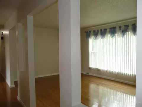 1625 Longfellow, Temperance, MI 48182 photo 9