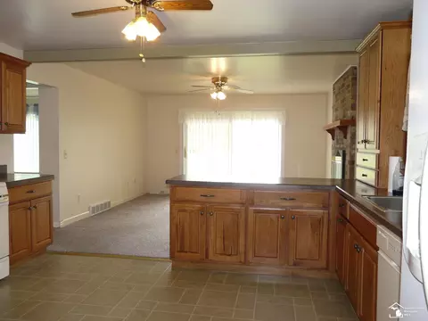 1625 Longfellow, Temperance, MI 48182 photo 14