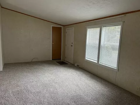 3514 Parker, Gladwin, MI 48624 photo 5