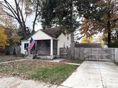27097 Nanton, Madison Heights, MI 48071
