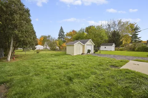 358 Budlong, Adrian, MI 49221 photo 28