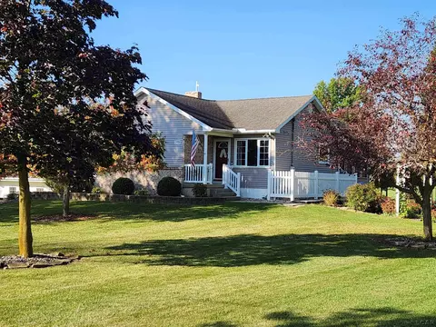 2150 Sword, Adrian, MI 49221